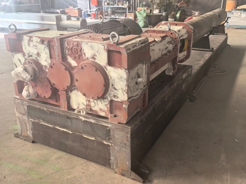 Extruder Sekrup Kembar Paralel dengan efisiensi tinggi untuk Mendaur Ulang Pemborosan Film Plastik dalam Produksi