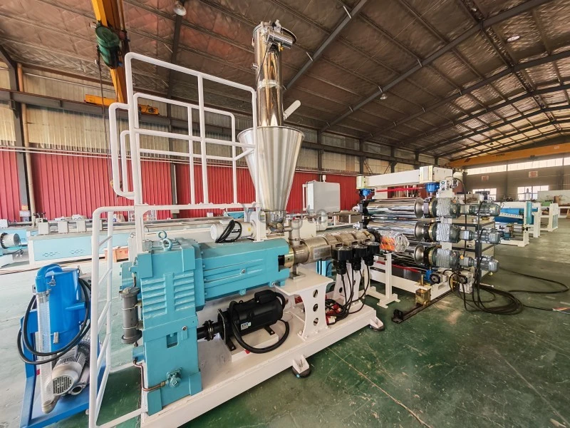 Garis Ekstrusi Lembaran PVC 600mm Untuk Pelanggan Cina