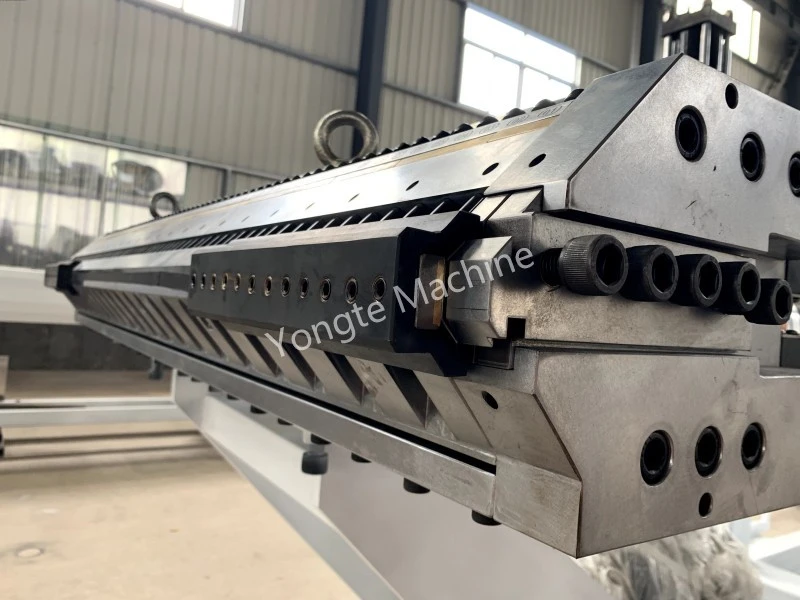 die and mold of Yongte 1200mm PVC thin sheet extrusion line