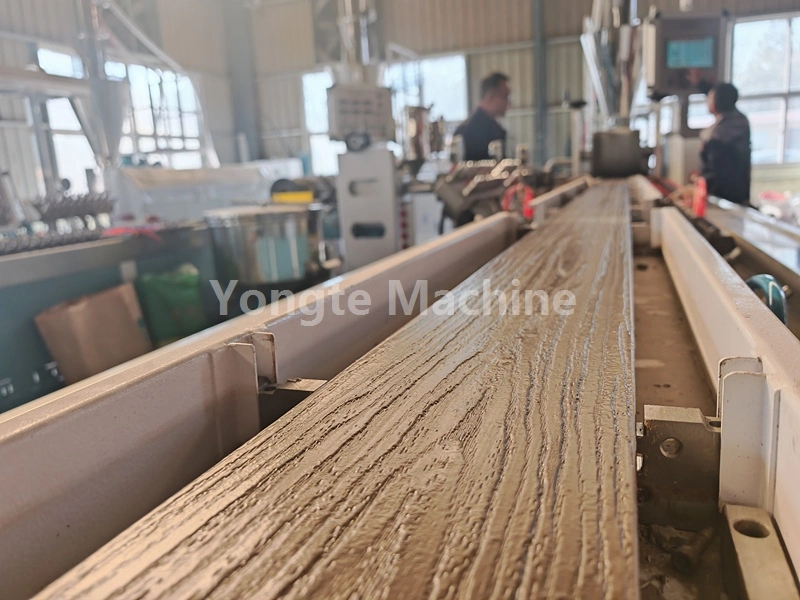 Mesin Komposit Plastik dan Limbah Tekstil