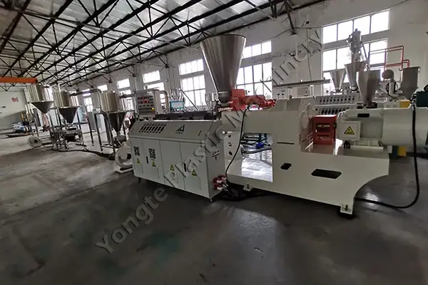 Mesin Pelet Senyawa PVC Polandia