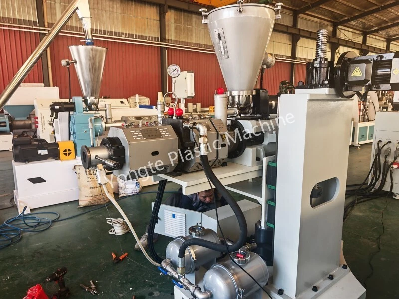 SJSZ35 Conical Double Screw Extruder untuk Jepang