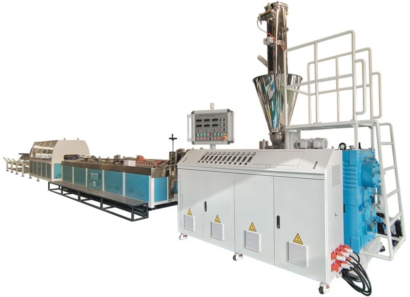 Mesin Plastik Kayu Menggunakan Serbuk Kayu 50-70%.