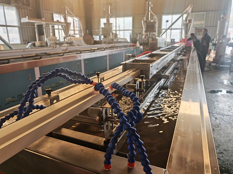 Mesin Pembuat Kusen Pintu WPC