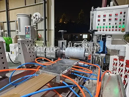 Mesin Pembuat Pagar WPC